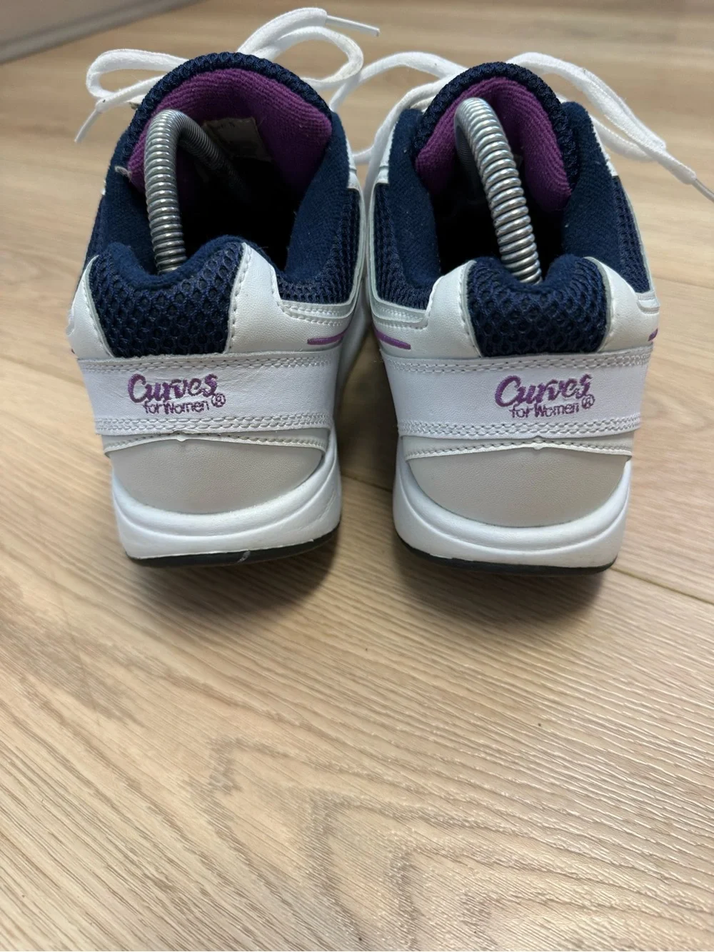 Curves fitness toning